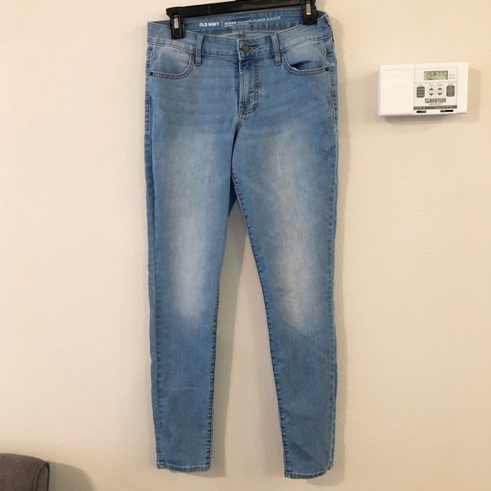 Old Navy Light Wash Skinny Jeans